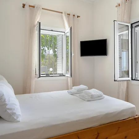 Holiday home Euphoria Seafront Selinitsa